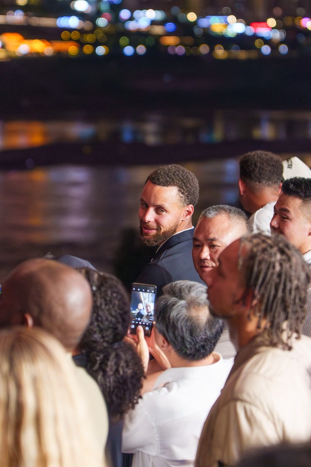 yid, 机表演简直 yid, 机表演简直