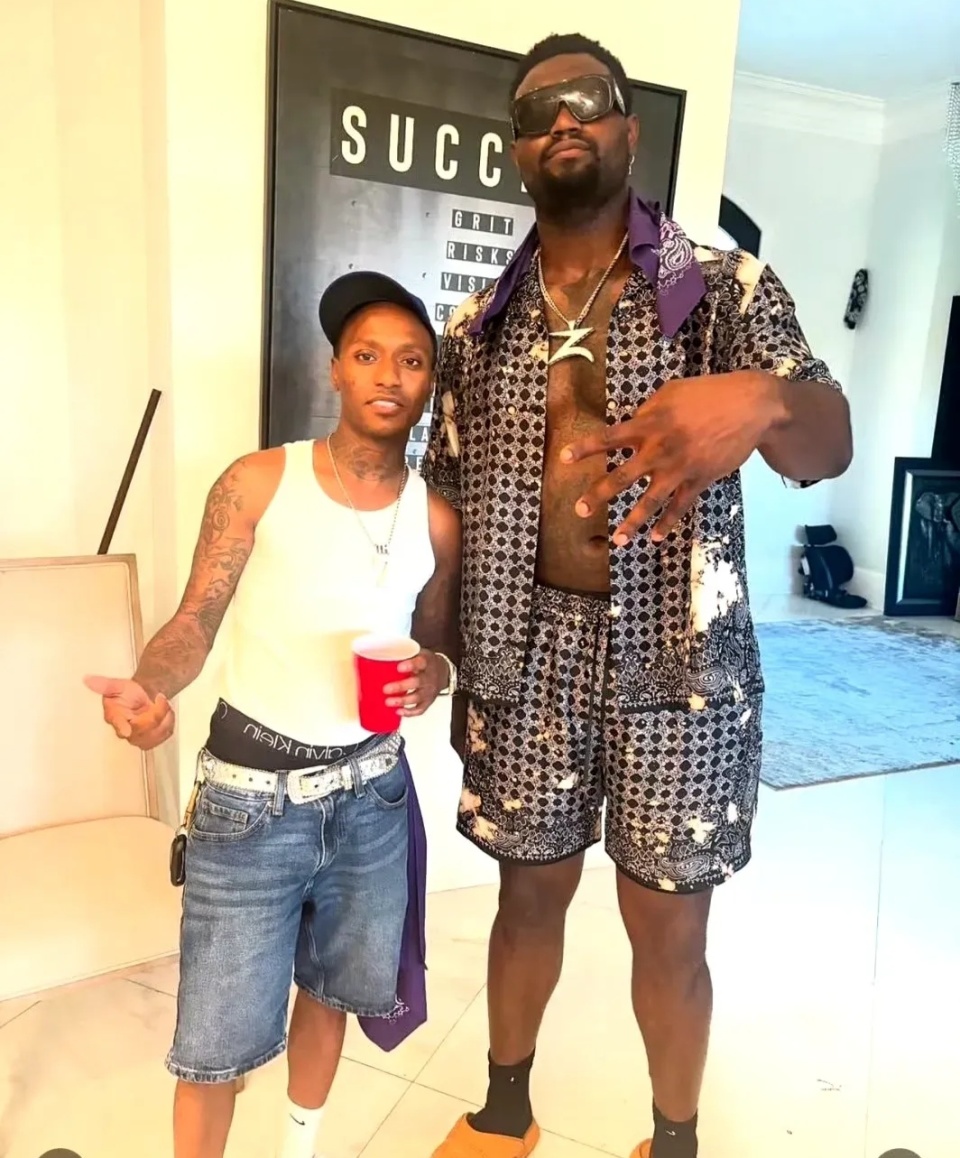 重以及出场, 和金链子 重以及出场, 和金链子