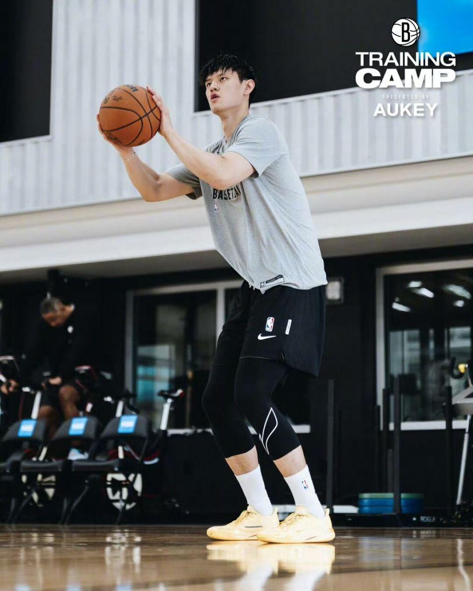 img, 让我们祝福, 曾凡博在发 img, 让我们祝福, 曾凡博在发